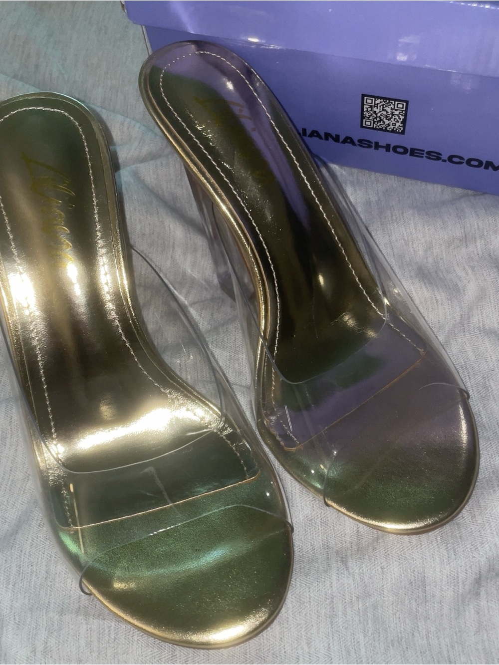 Transparent Strap Metallic Gold Slide Sandals — BRAND NEW
